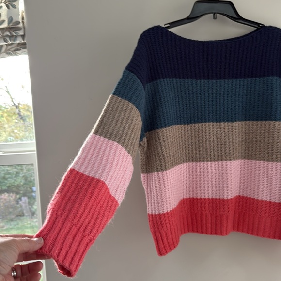 *LIKE NEW* Old Navy Slouchy Cozy Striped Boat-Neck Sweater for Women - Size M - Picture 2 of 8